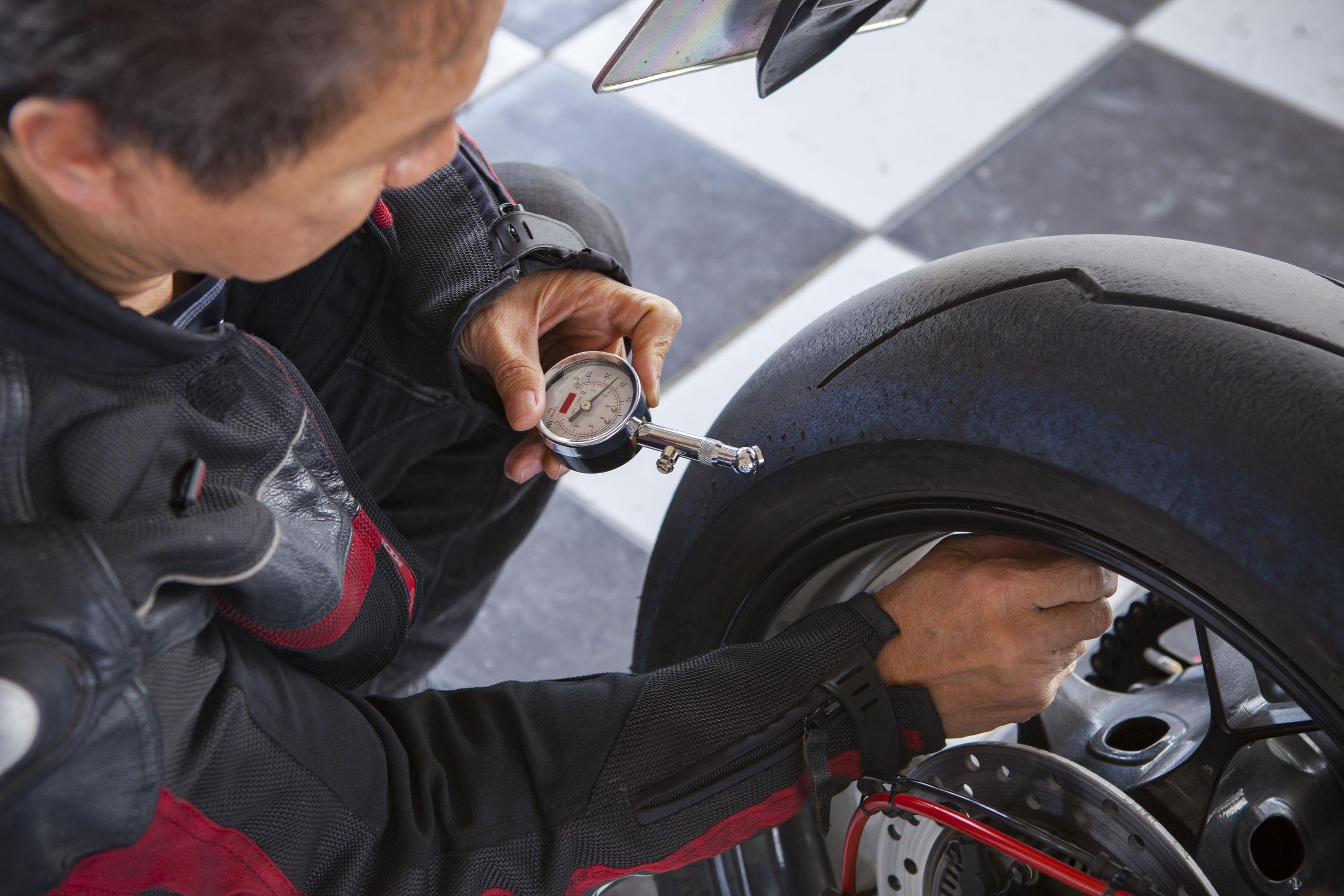 Chain Maintenance During Motorcycle Service